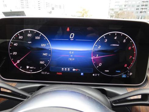 Used 2025 Mercedes-Benz C 300 4MATIC Sedan image 13