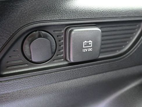 Used 2025 Jeep Grand Cherokee Limited image 40