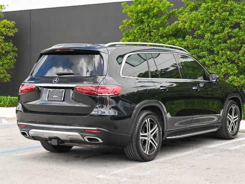 Used 2021 Mercedes-Benz GLS 450 4MATIC image 4