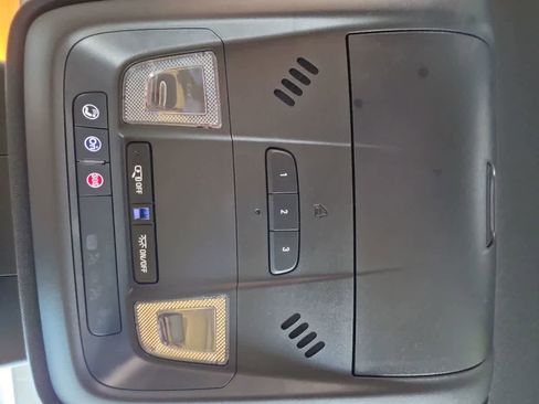 Used 2025 Cadillac XT4 Premium Luxury w/ Cold Weather Package AWD/4WD image 25