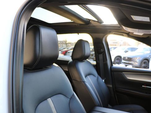 Certified 2025 MAZDA CX-90 Plug-In Hybrid w/ Premium Plus image 7