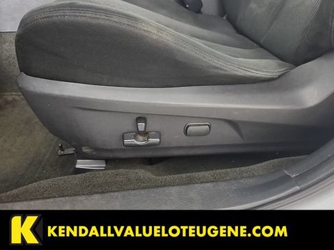Used 2014 Subaru Outback 2.5i Premium AWD/4WD image 23