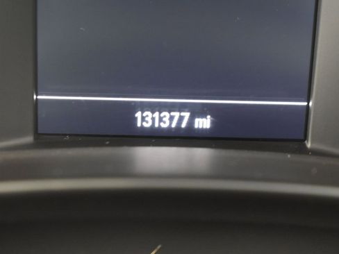 Used 2018 GMC Terrain SLE w/ Driver Convenience Package FWD image 13