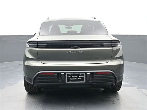 New 2025 Porsche Macan 4S Electric image 23