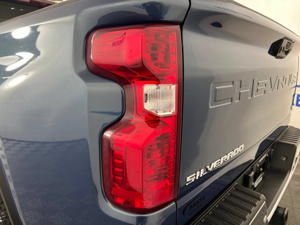 Certified 2024 Chevrolet Silverado 2500 LT w/ All Star Edition AWD/4WD image 33