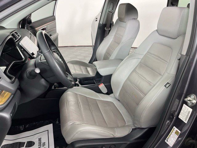 Used 2018 Honda CR-V Touring image 19