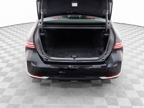 Certified 2025 BMW i5 xDrive40 w/ Premium Package image 29