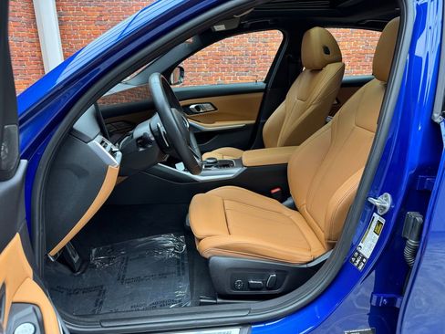 Certified 2025 BMW 330i xDrive Sedan w/ M Sport Package AWD/4WD image 23