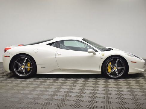 Used 2014 Ferrari 458 Italia Coupe image 9