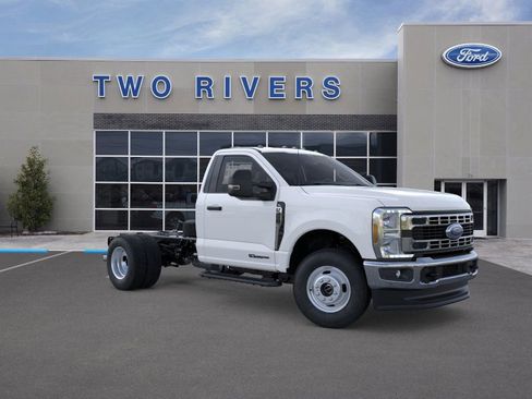 New 2026 Ford F350 XL w/ XL Chrome Package image 7