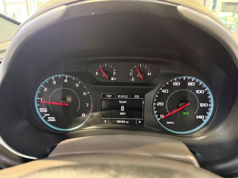Used 2021 Chevrolet Malibu LS FWD image 12