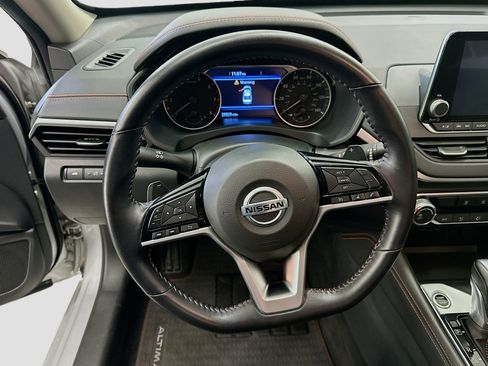 Used 2021 Nissan Altima 2.5 SR image 18