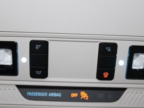 Used 2025 Ford Explorer Active image 52