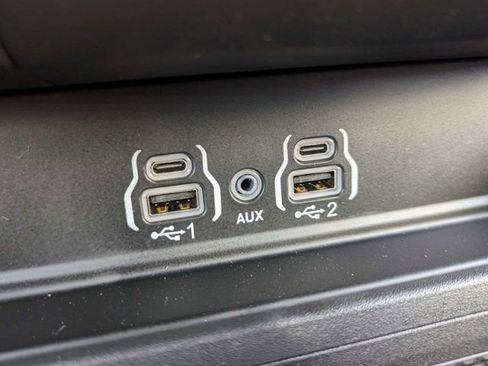 New 2026 RAM 1500 Express AWD/4WD image 22