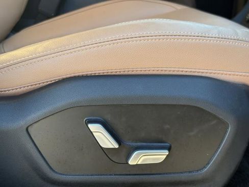 Used 2025 Hyundai Santa Fe Limited image 34