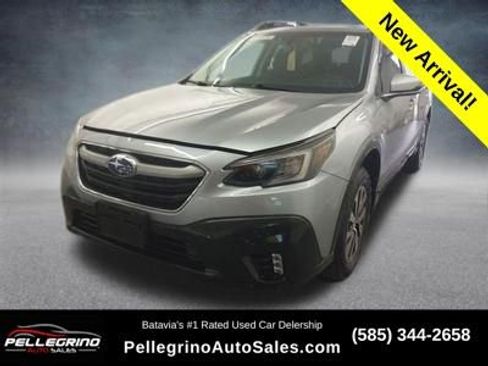 Used 2020 Subaru Outback Premium AWD/4WD image 1