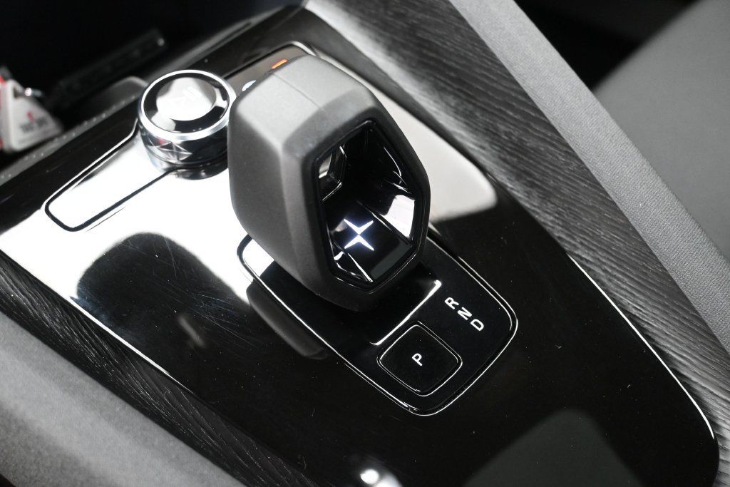 Used 2024 Polestar Polestar 2 AWD/4WD image 18