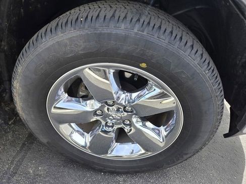 Used 2019 RAM 1500 Tradesman w/ Tradesman SXT Package AWD/4WD image 8