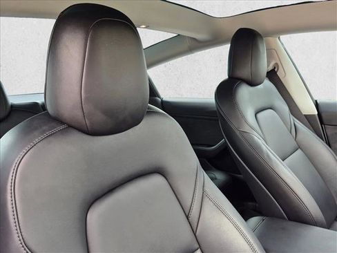 Used 2022 Tesla Model 3 Performance AWD/4WD image 14