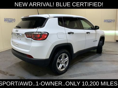 Used 2024 Jeep Compass Sport AWD/4WD image 3