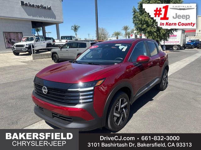 Used 2025 Nissan Kicks SV FWD image 1