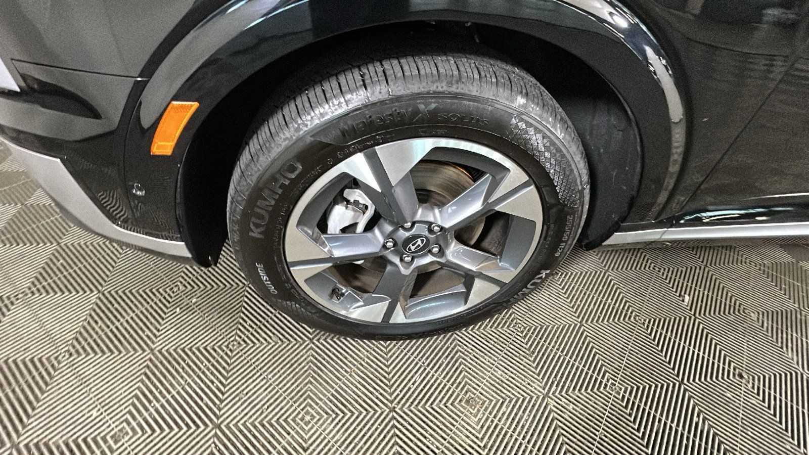 Certified 2026 Hyundai Palisade Limited AWD/4WD image 11