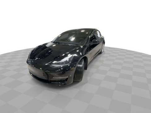 Used 2022 Tesla Model 3 RWD image 3