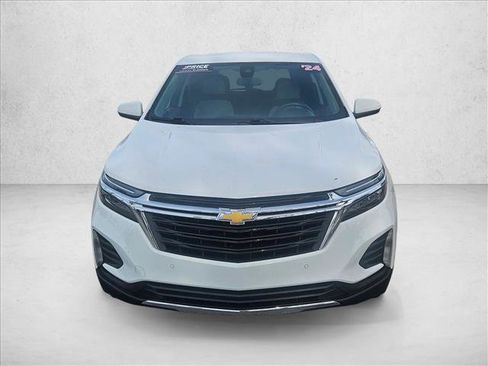Used 2024 Chevrolet Equinox LT FWD image 2