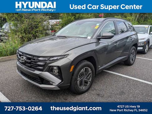 Used 2025 Hyundai Tucson Blue AWD/4WD image 1