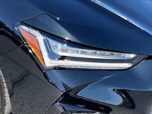 Certified 2025 Acura TLX w/ Technology Package FWD image 29