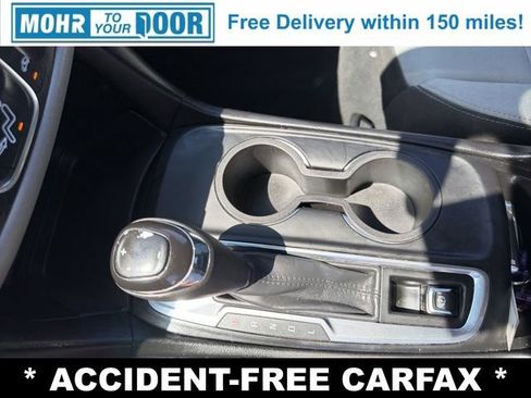 Used 2020 Chevrolet Equinox LT FWD image 18