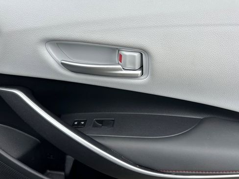 Used 2024 Toyota Corolla SE image 21
