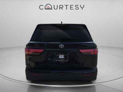 Certified 2024 Toyota Sequoia SR5 image 4