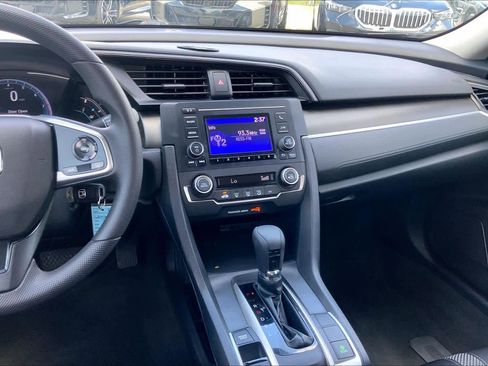 Used 2020 Honda Civic LX image 6
