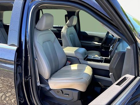 Certified 2021 Ford Expedition Limited AWD/4WD image 7