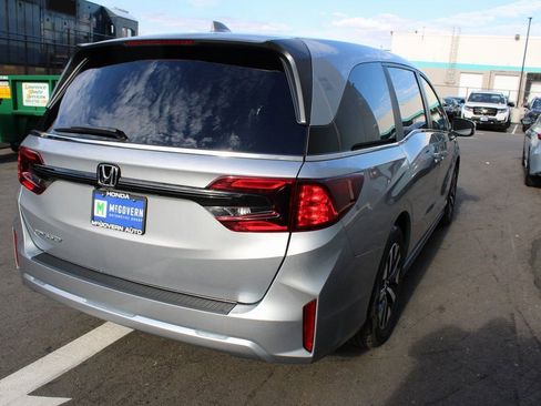 New 2026 Honda Odyssey EX-L image 13