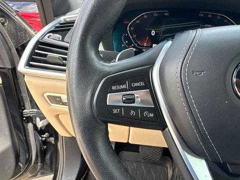 Used 2022 BMW X5 sDrive40i w/ Premium Package RWD image 29