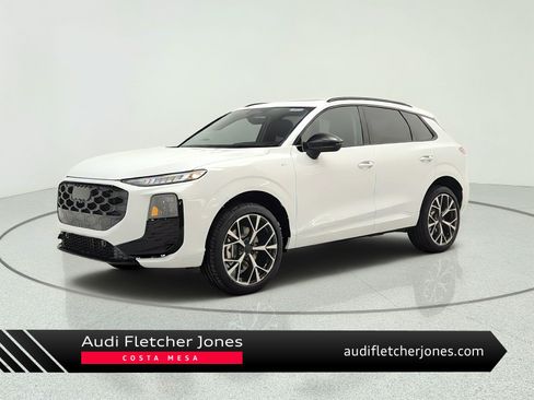 New 2026 Audi Q3 quattro 2.0T AWD/4WD image 1