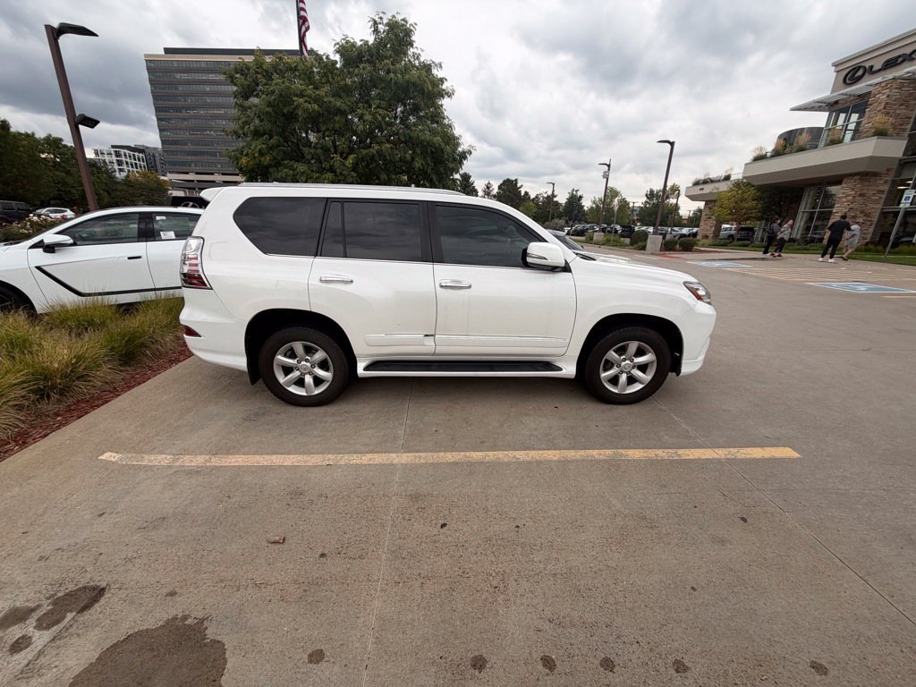 Used 2019 Lexus GX 460 AWD/4WD image 1