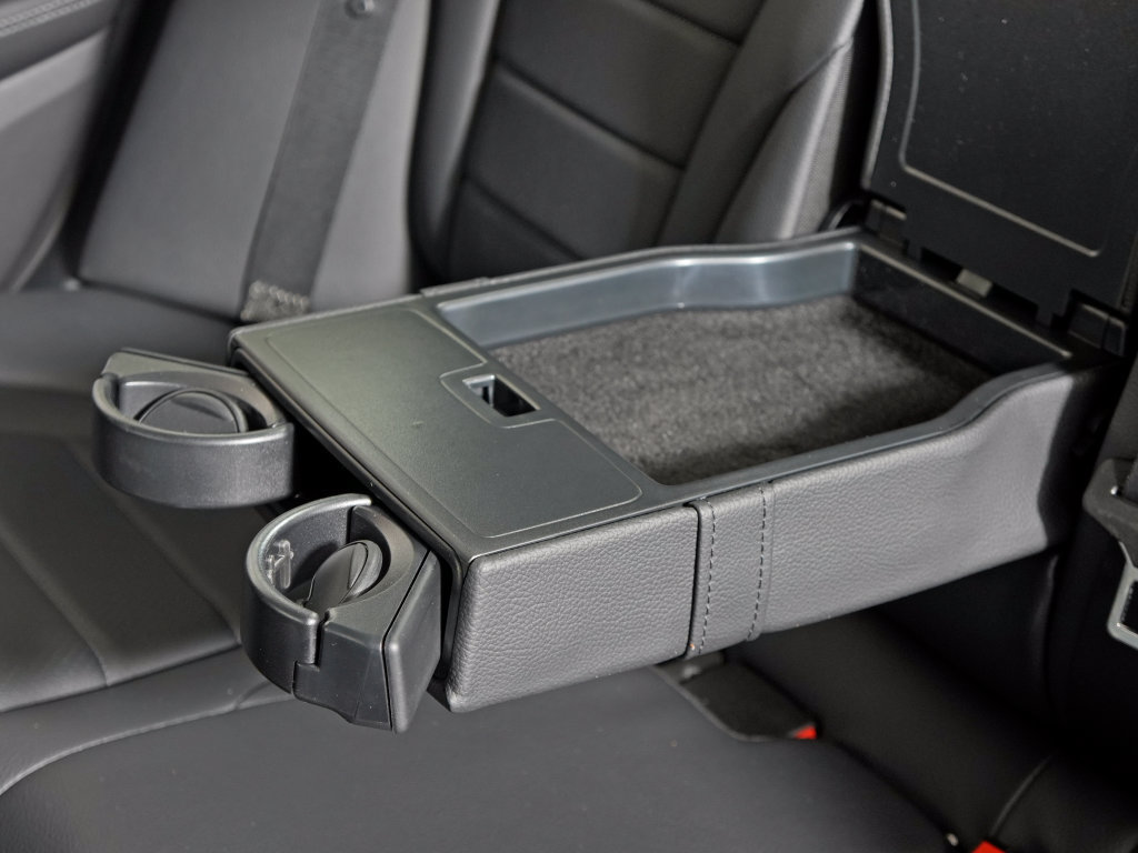 Certified 2020 Mercedes-Benz C 300 4MATIC Sedan image 33