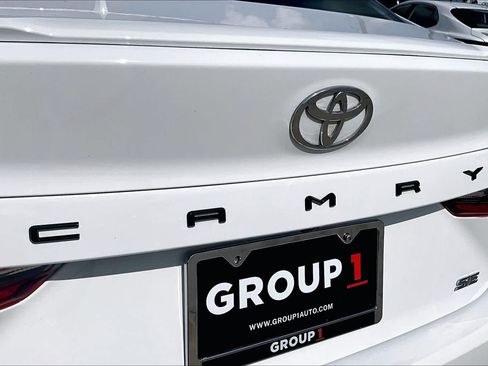 Used 2026 Toyota Camry SE FWD image 31