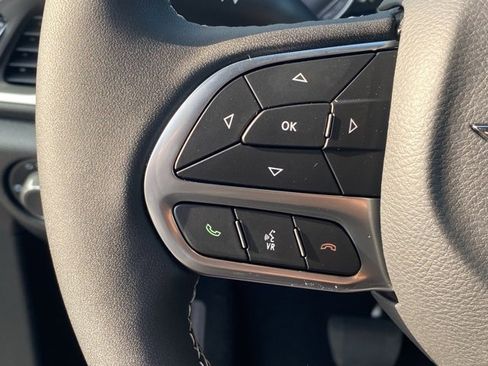 New 2026 Chrysler Voyager LX image 17