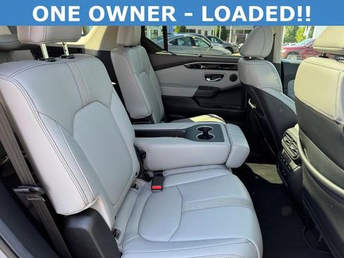 Used 2025 Honda Pilot Touring image 10