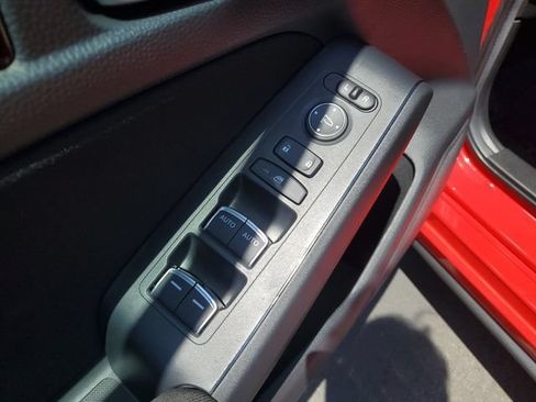 Certified 2025 Honda Civic Sport image 19