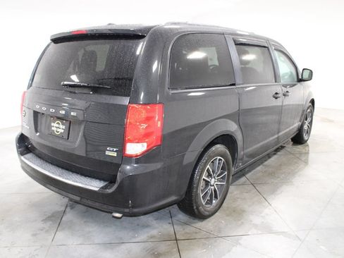 Used 2019 Dodge Grand Caravan GT FWD image 9