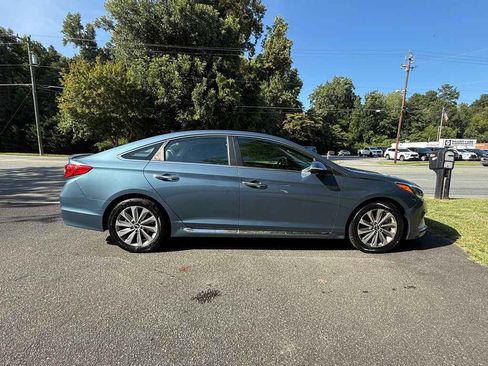 Used 2016 Hyundai Sonata Sport w/ Option Group 1V FWD image 8