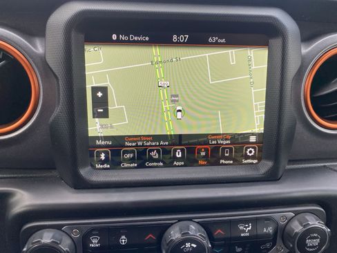 Used 2022 Jeep Gladiator Mojave w/ LED Lighting Group image 15