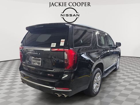 Used 2025 GMC Yukon Denali AWD/4WD image 5