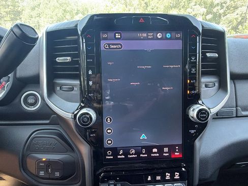 Used 2026 RAM 2500 Big Horn AWD/4WD image 32