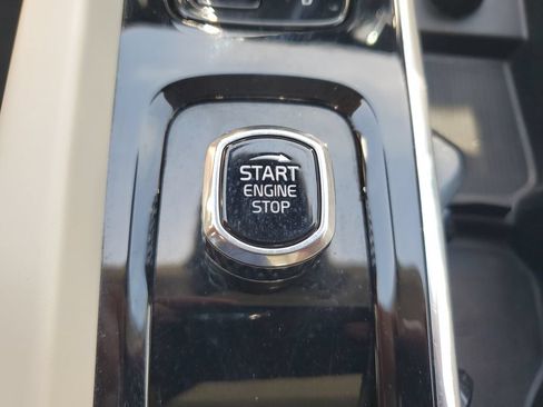 Used 2024 Volvo S60 B5 Core FWD image 57